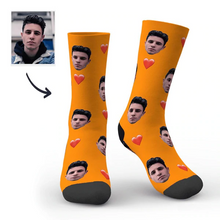 Load image into Gallery viewer, 功能迁移-定制头像袜子（爱心款式）-CWZ002-S
