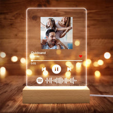 画像をギャラリービューアに読み込む, Spotify Code Color Light(木质底座)
